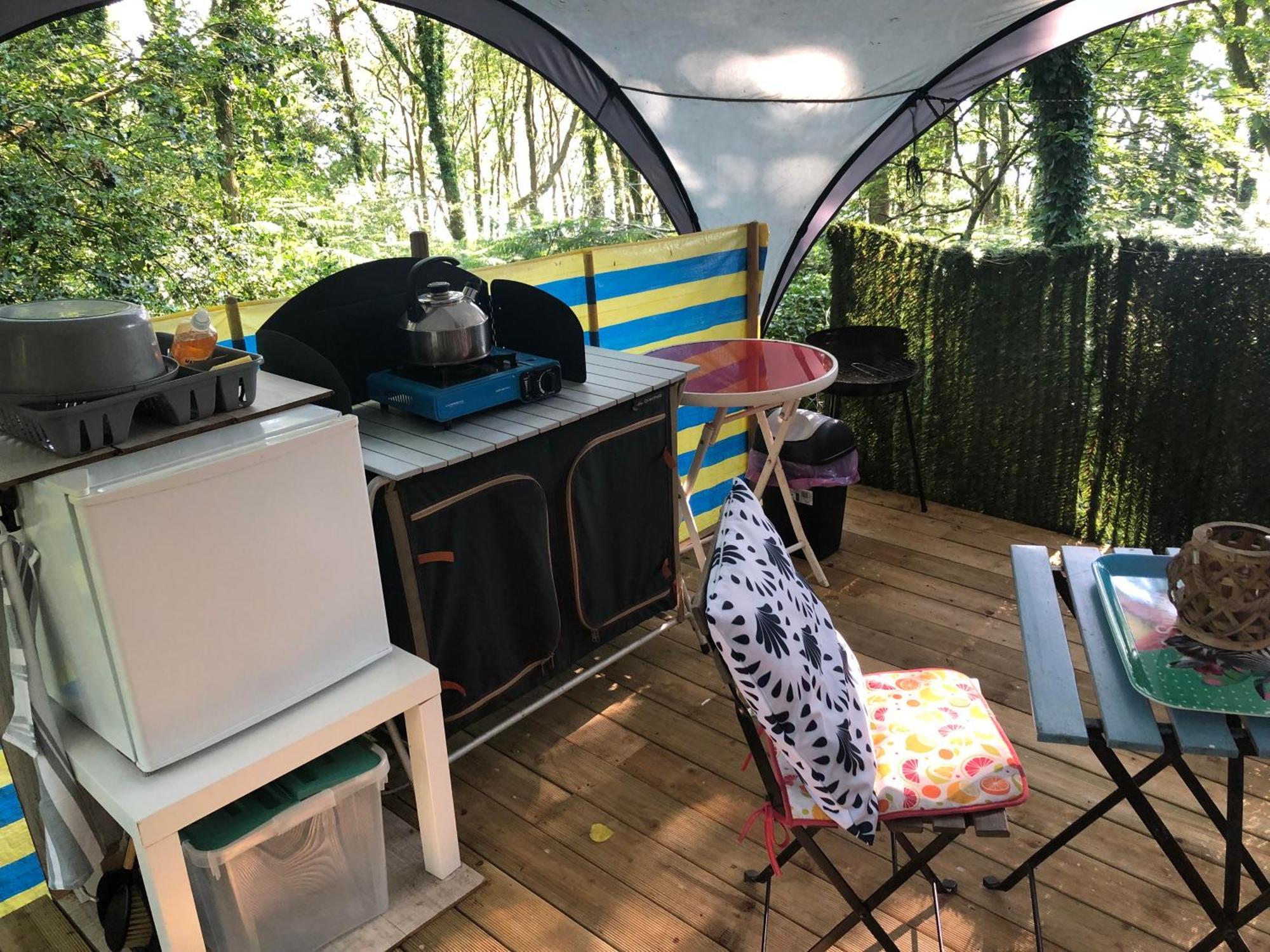Camping Au Lac Du Drennec Glamping Tent Commana Extérieur photo
